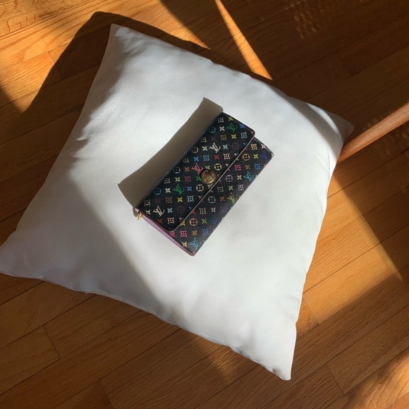 Louis Vuitton Takashi Murakami Sarah Wallet - Picture 15 of 15